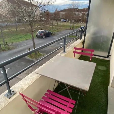Apartment Le Dolto Bright For 4 People Poitiers